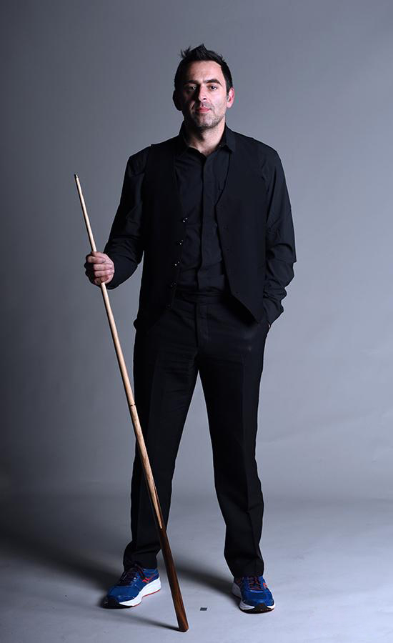 葡萄牙追授若塔勋位和功勋奖章，并举行“英雄广场”揭幕仪式