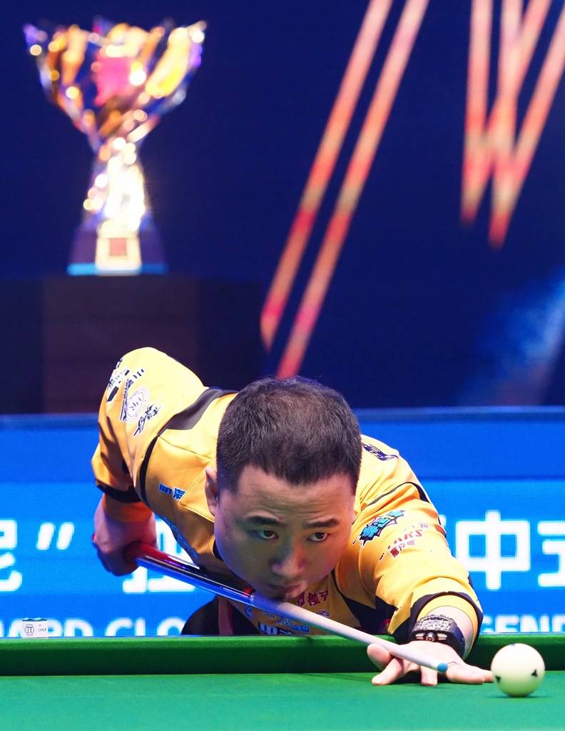 步走进去 步走进去