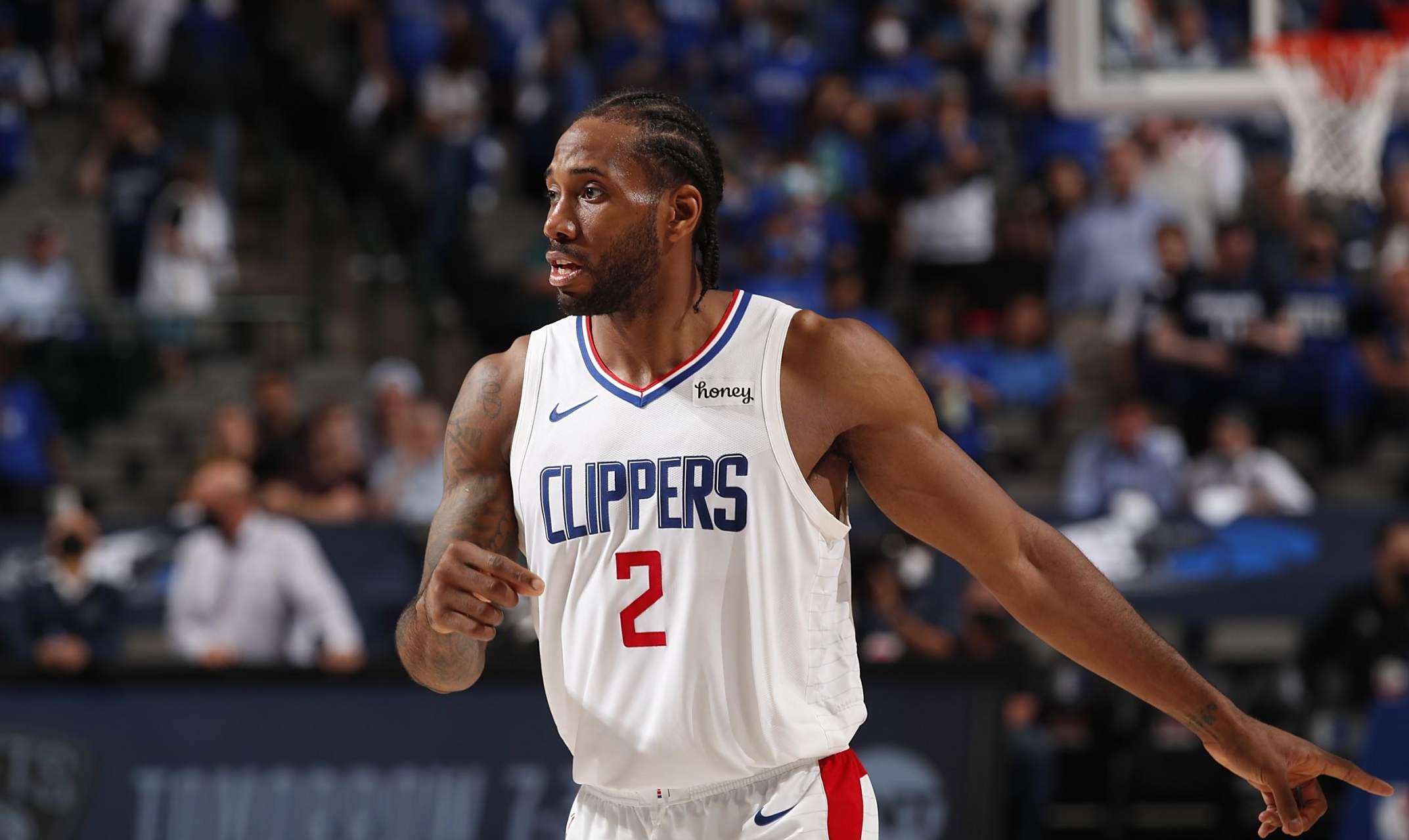 性十足的硬 性十足的硬